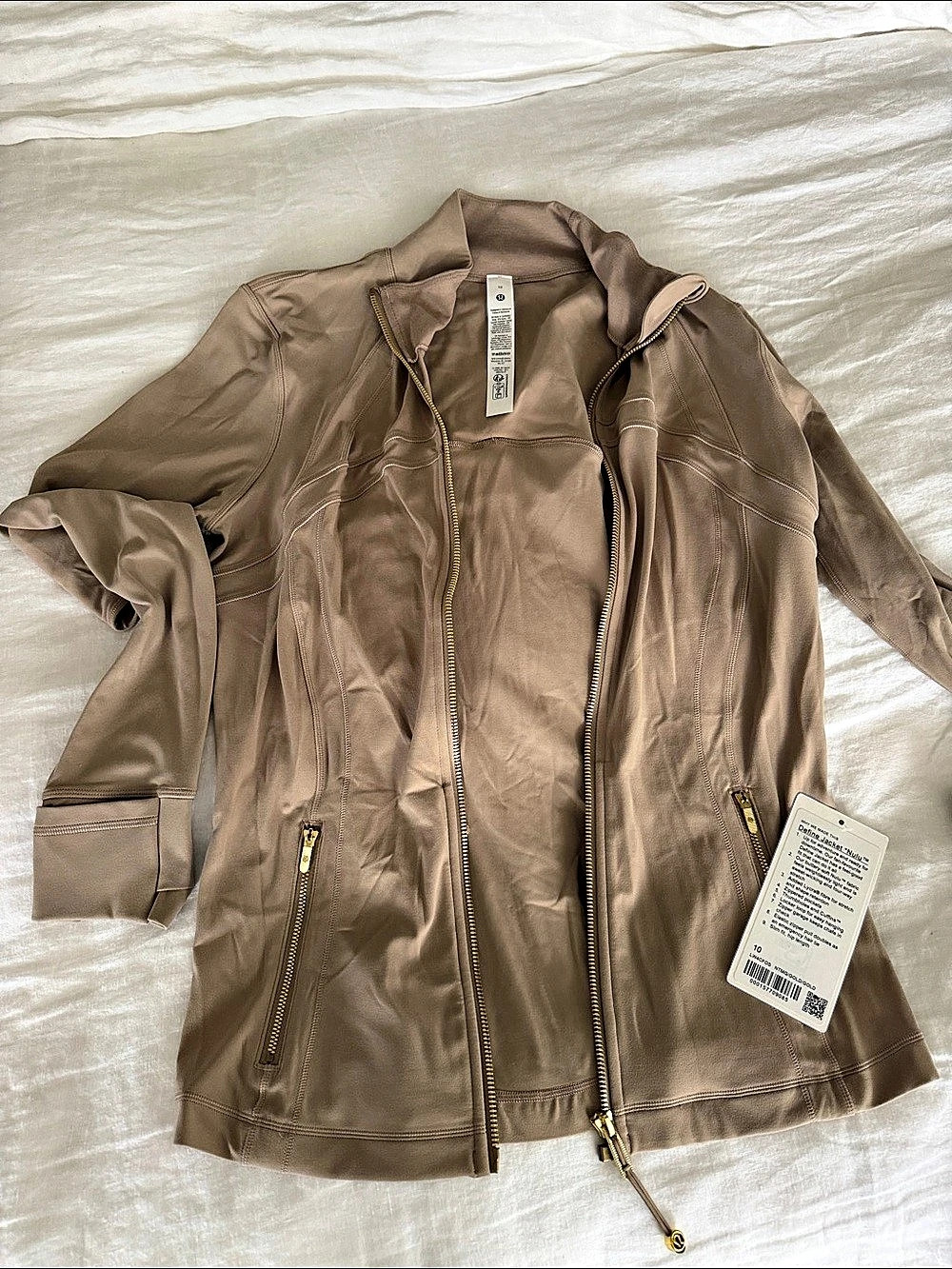 lululemon Define Jacket Nulu Jacket in Brown Size 10 NWT